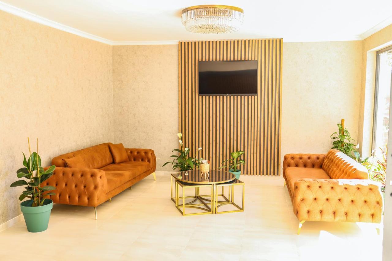 Petra Hotel Tuzla Istanbul Bagian luar foto